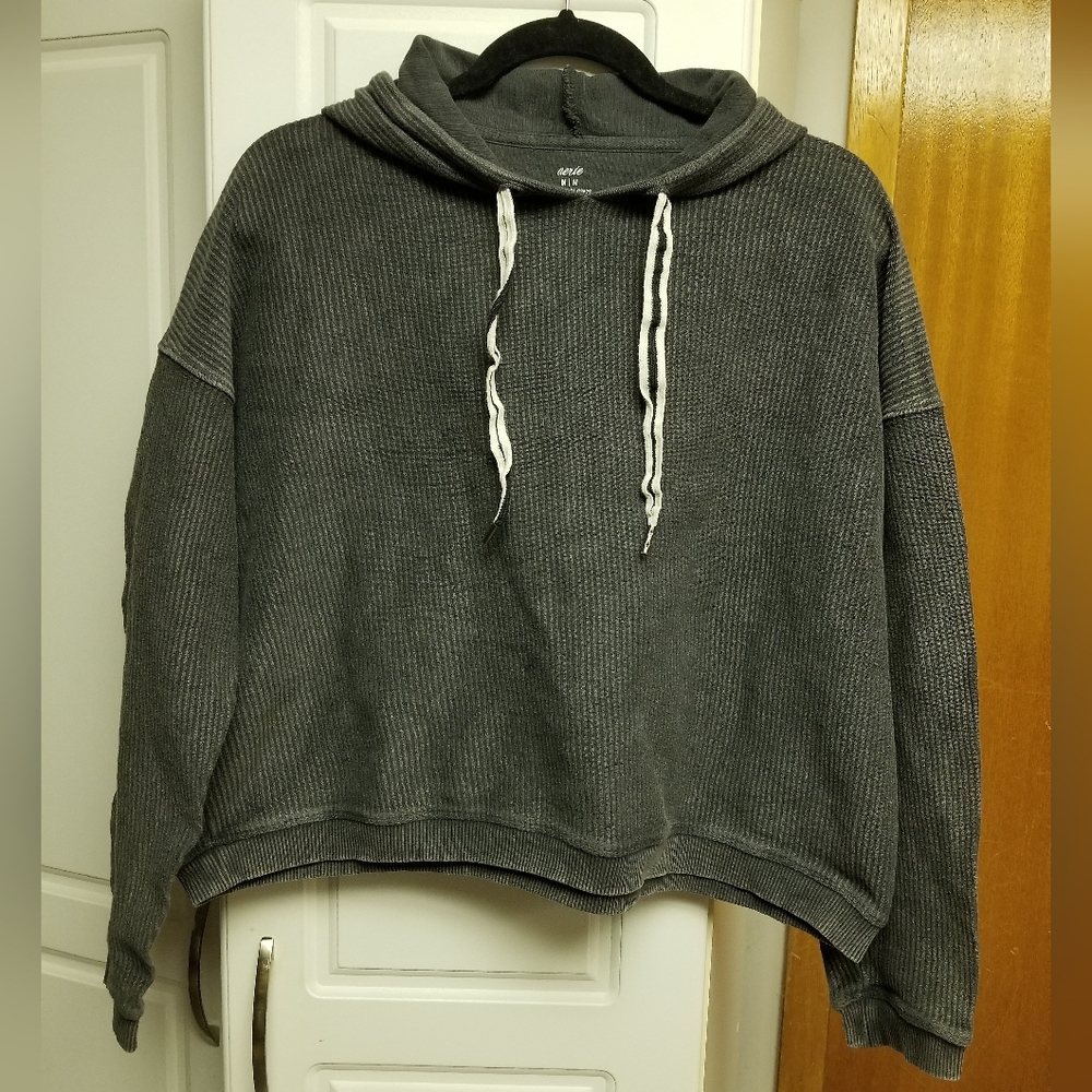 🍁🌺💮Aerie ribbed pullover hoodie with front ties